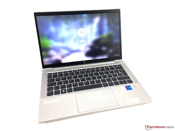 HP Elitebook 830 g8 – Image 3